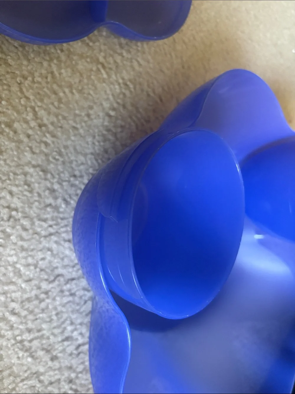 Tupperware Blue Flower-Shaped Serving Tray Set